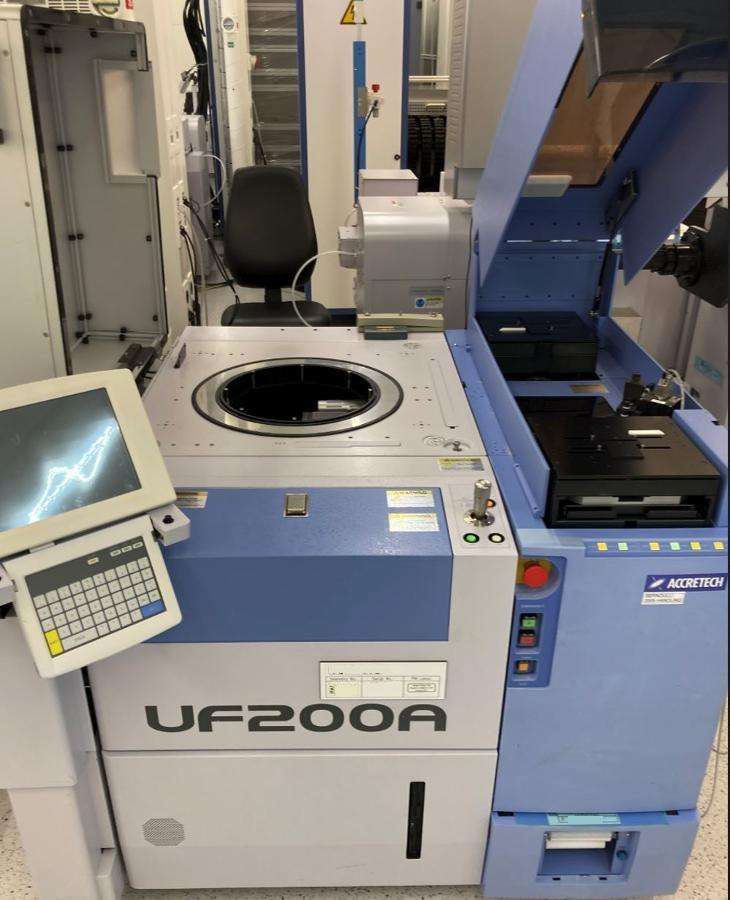 ACCRETECH UF200A探针台
