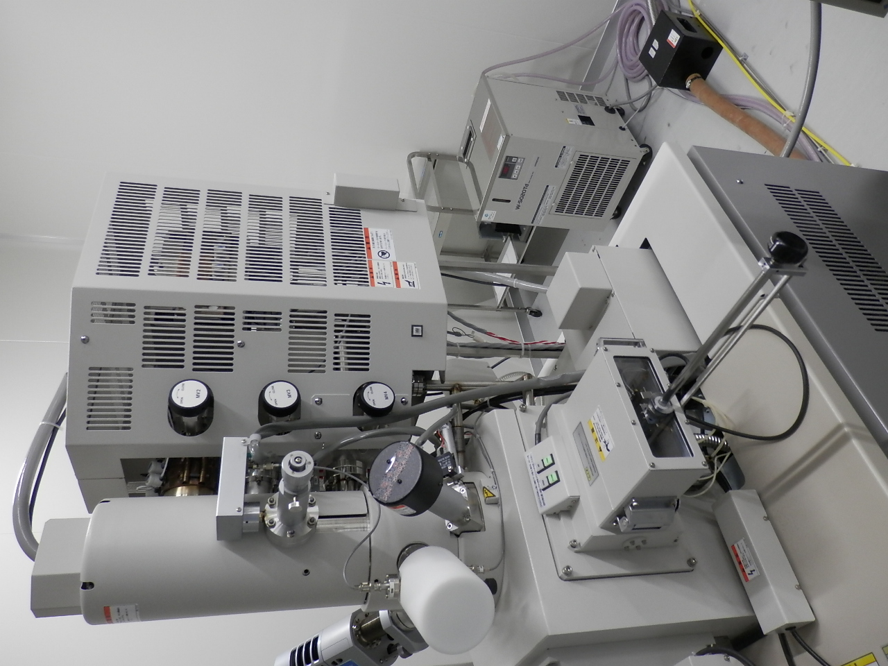 HITACHI S-4800扫描电子显微镜