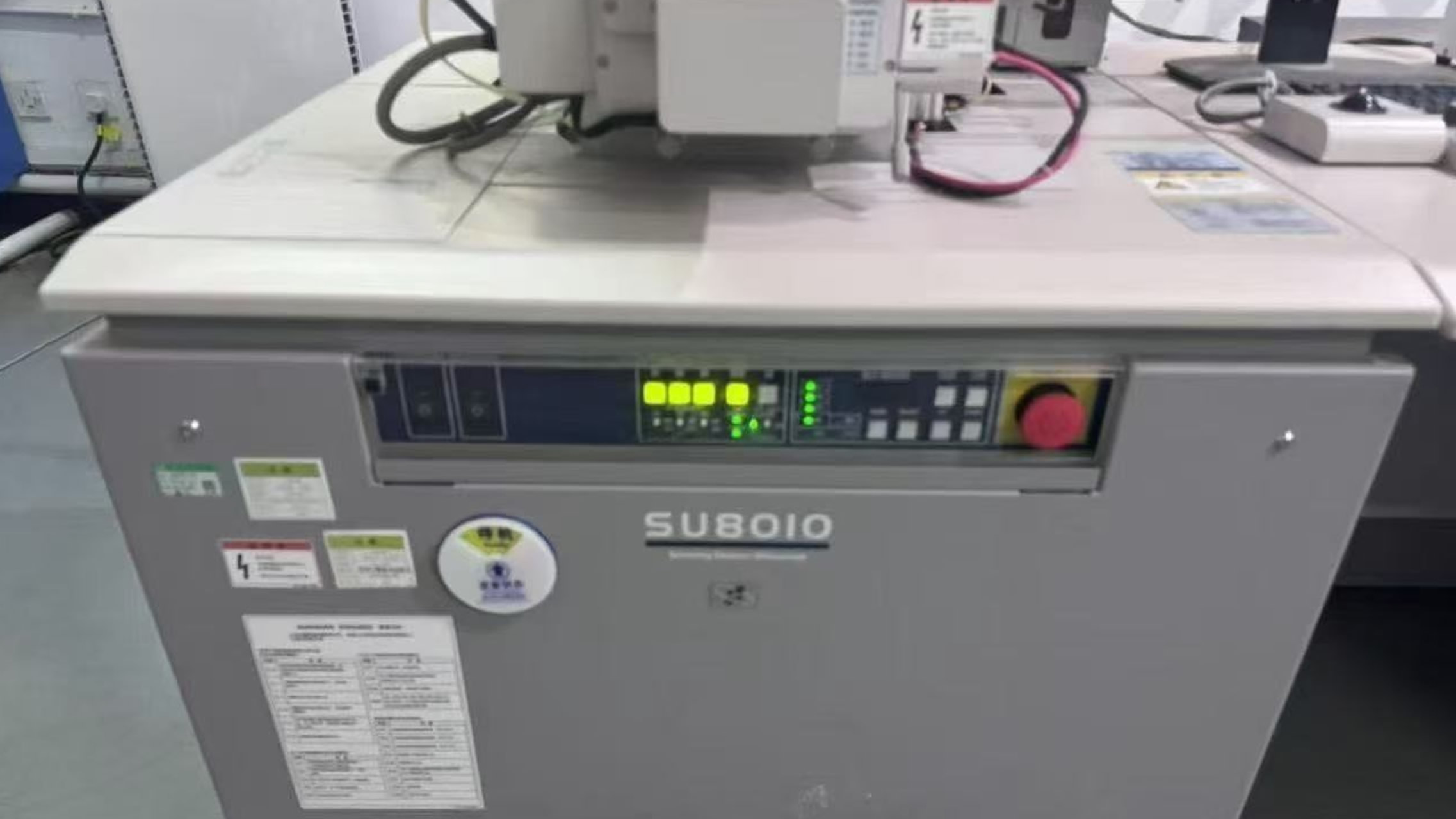 HITACHI SU-8010扫描电子显微镜
